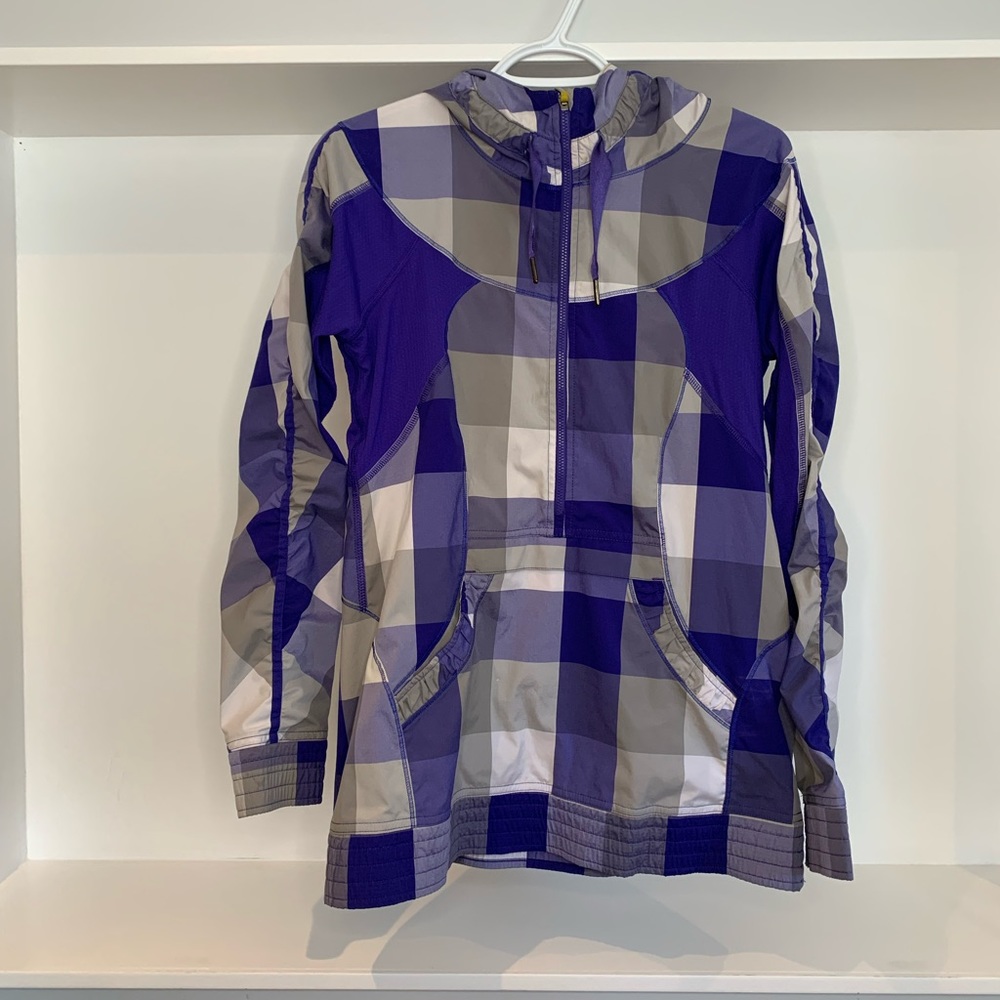 Lululemon Leader of the Track Pullover